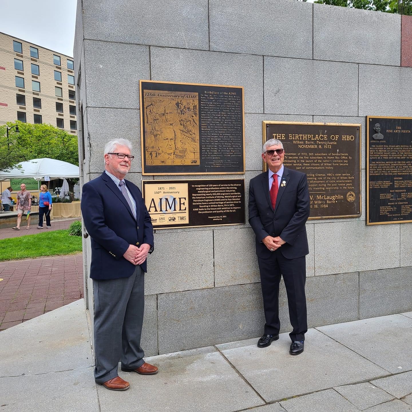 Edgerton and Luxbacher with 125th and 150th Plaques